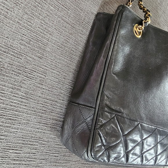 CHANEL Chain Tote Shoulder Crossbody Bag Lambskin Black 100% Authentic Guarantee - Picture 14 of 16